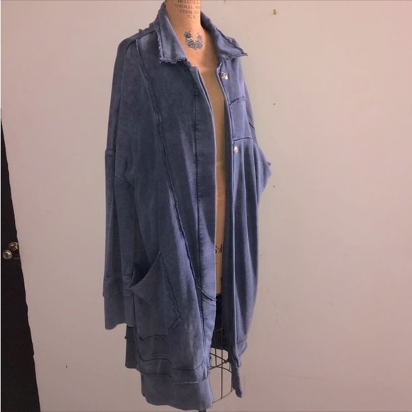 Free People] Blue Acid dyed Oversize Sweatshirt Maxi Jacket. - Picture 5 of 14